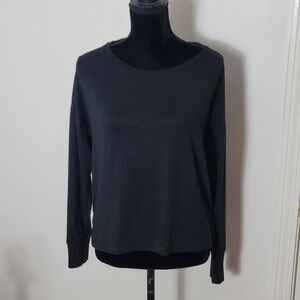 Gap Lightweight Black Sweater Size Small